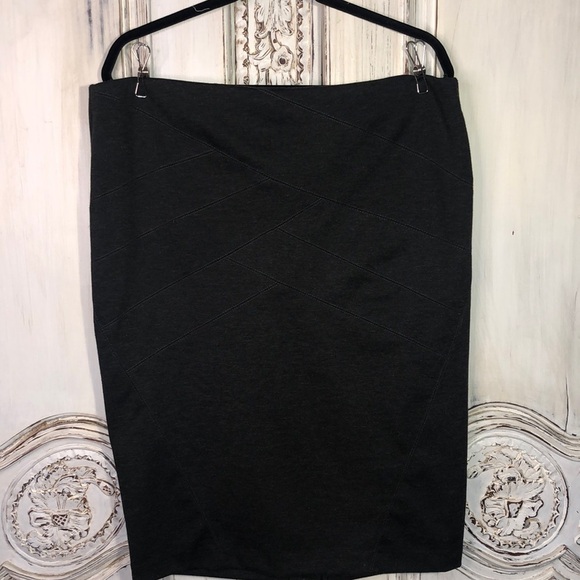 Grace Elements Dresses & Skirts - Grace Elements Charcoal Gray Double Knit Pencil Power Shirt Size XL